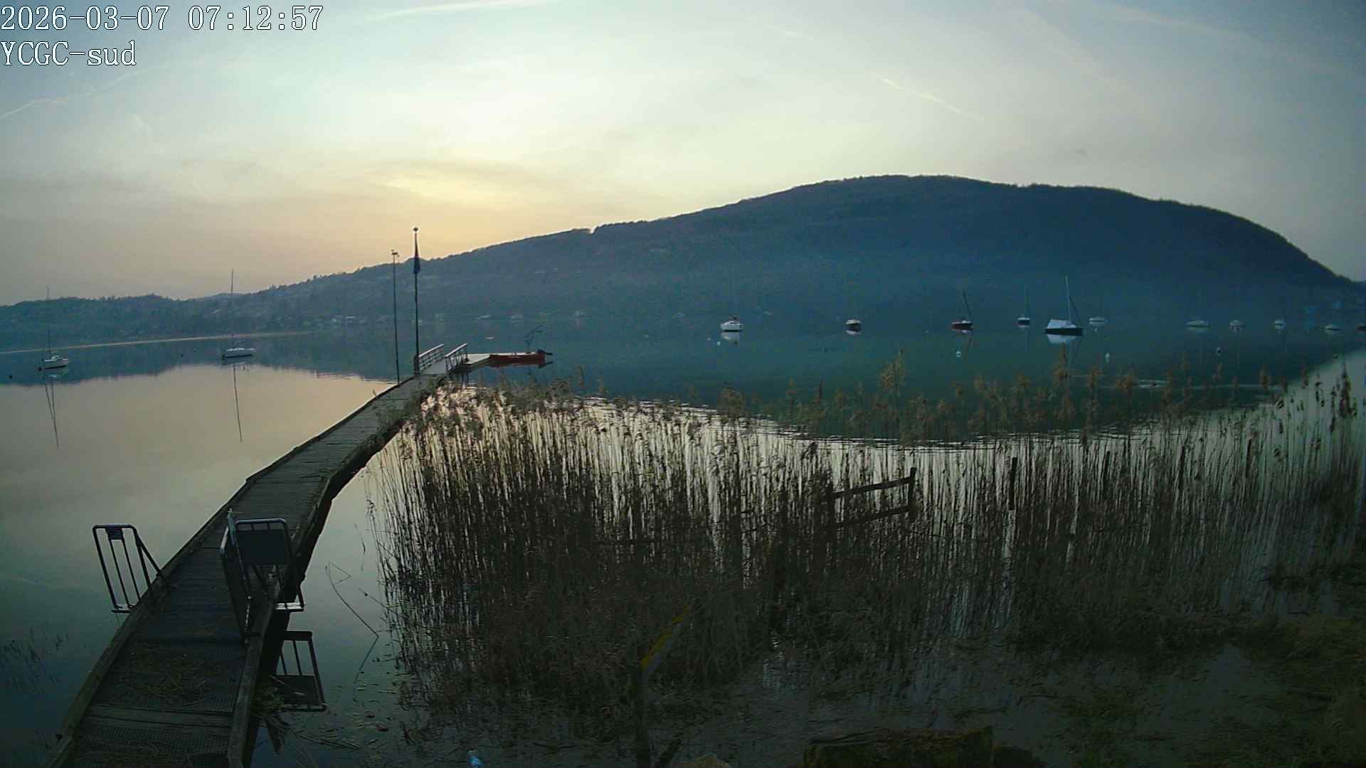 Vue Sud du lac de Paladru