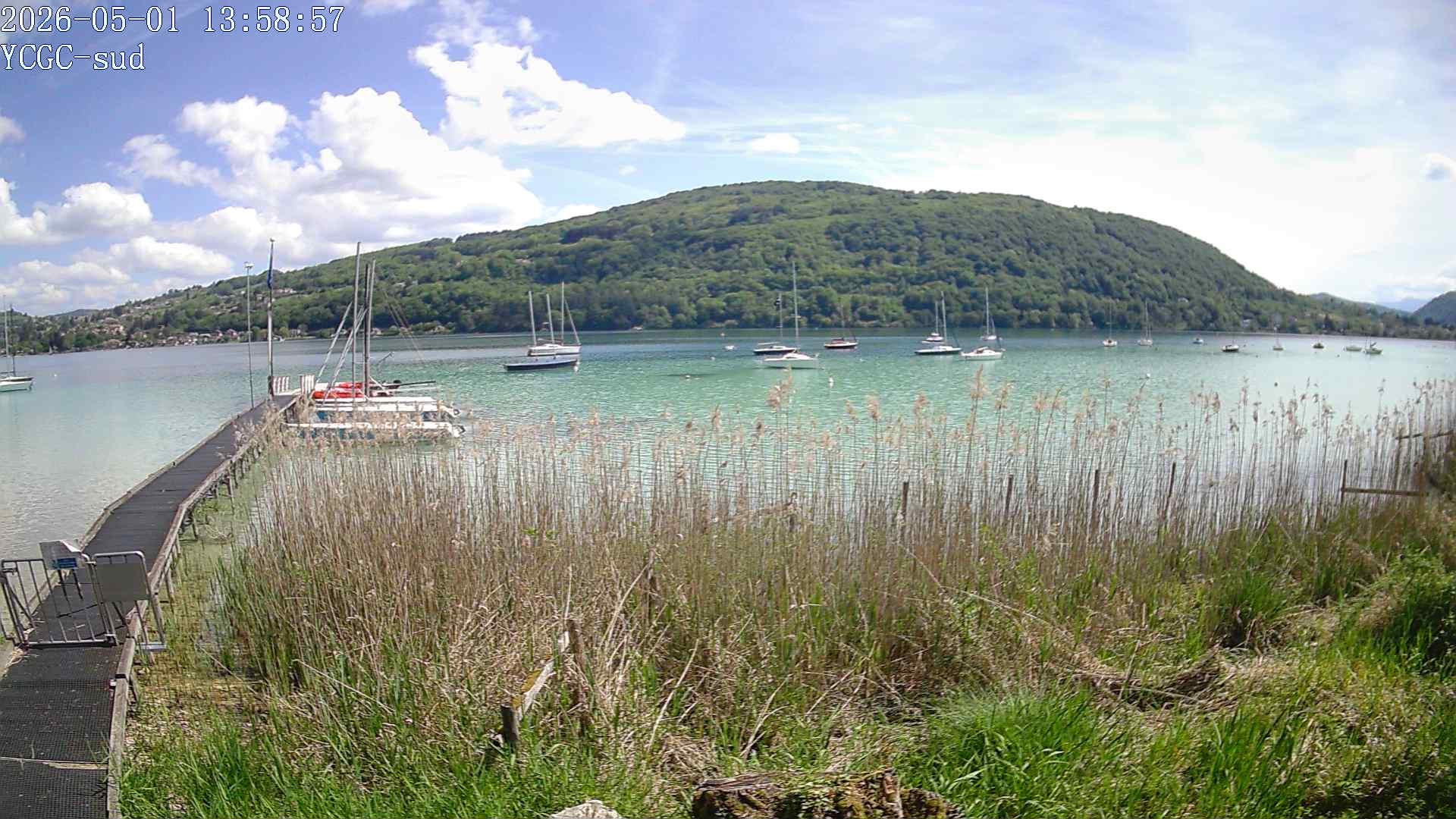 Vue Sud du lac de Paladru