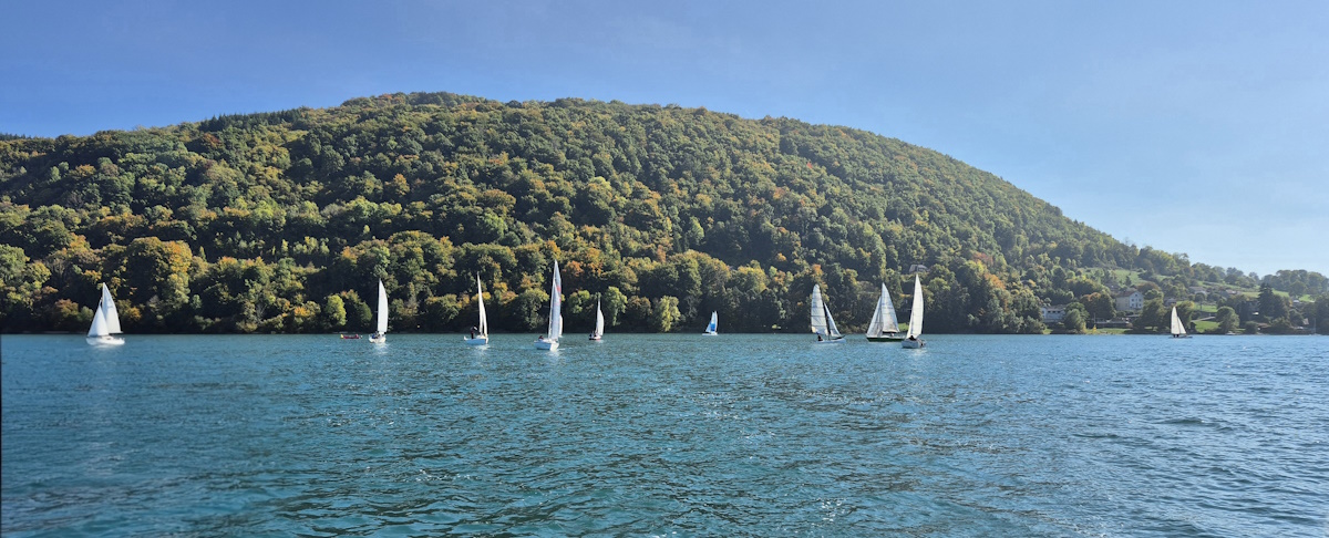 École de voile sur le lac de Paladru